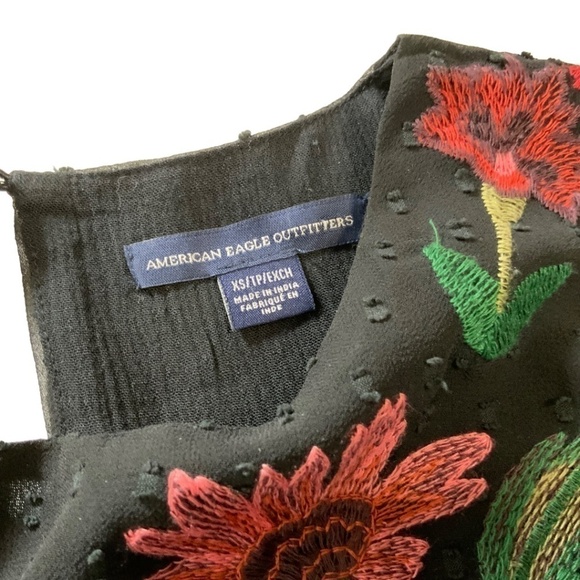 American EAGLE OUTFITTERS Sheer Black Embroidered Peplum Top Fully Lined Sz XS - Picture 6 of 12